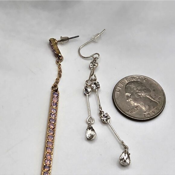 "5/$25" Pair of Mismatched Long Gold and Silvertone Rhinestone Dangle Earrings - Picture 6 of 7